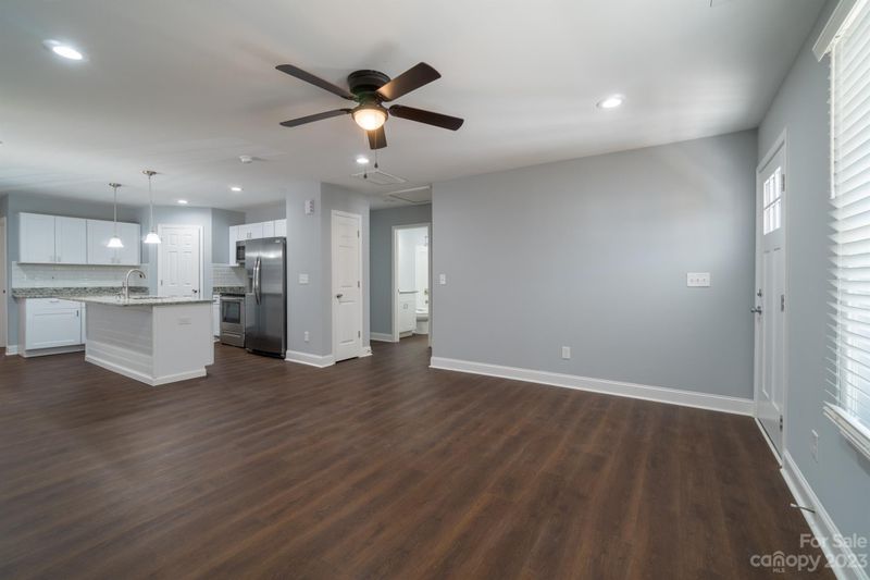 406 E Park Ave, Gastonia, NC 28054