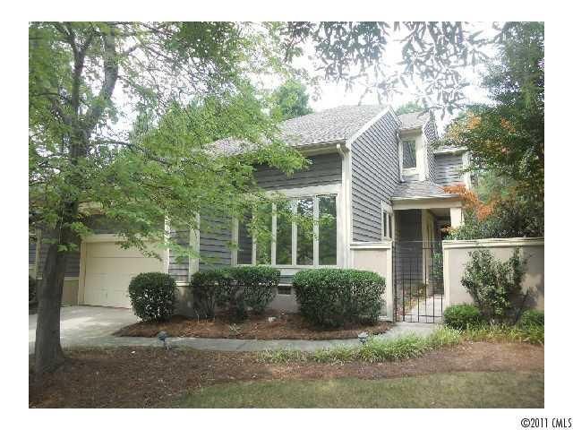 9533 Glenwater Dr, Charlotte, NC 28262