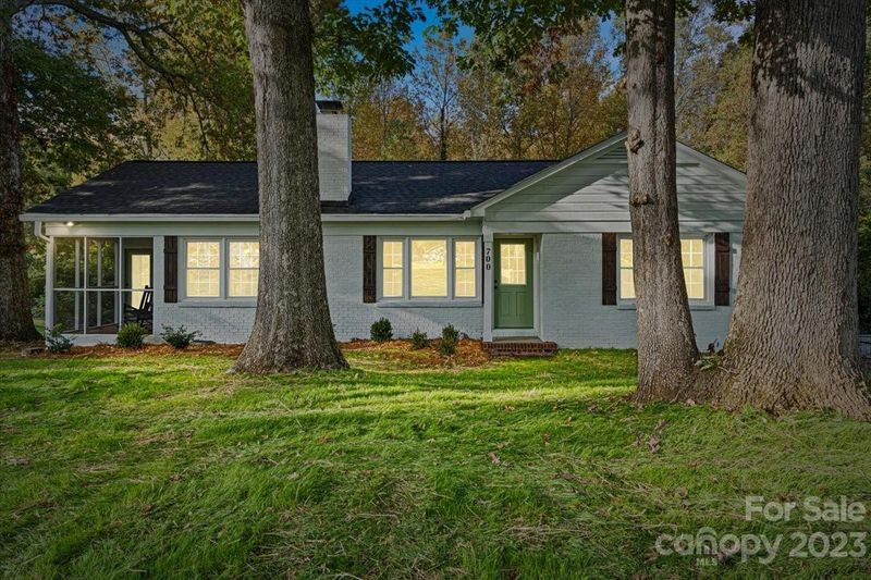 700 Crestwood Ave, Gastonia, NC 28054
