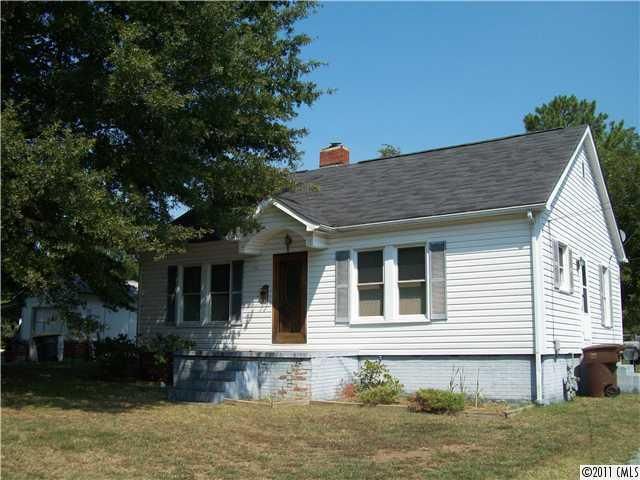 901 Packard Ave, Kannapolis, NC 28083