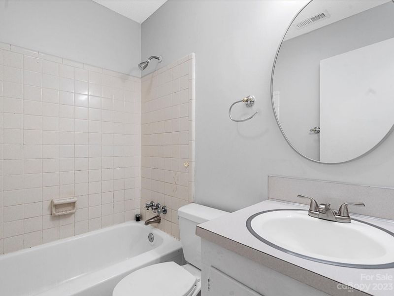208 Midway Dr, Indian Trail, NC 28079