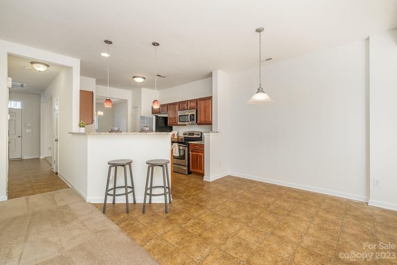 2233 Whitford Ln, Charlotte, NC 28210