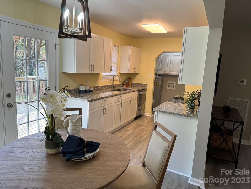 58 Dunn St, Belmont, NC 28012