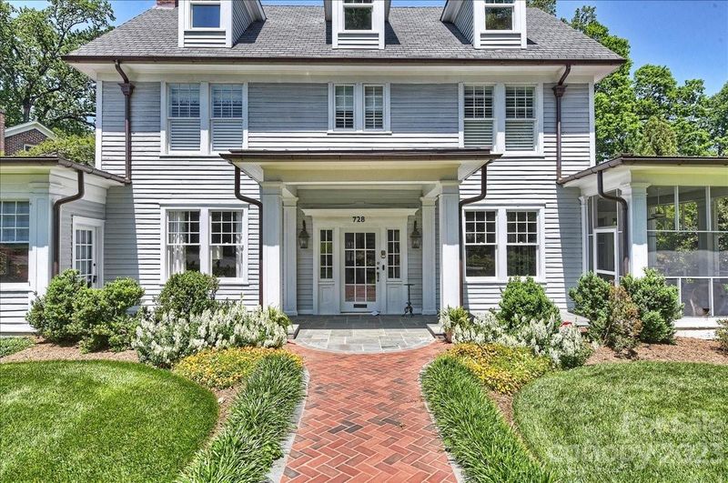 728 Queens Rd, Charlotte, NC 28207