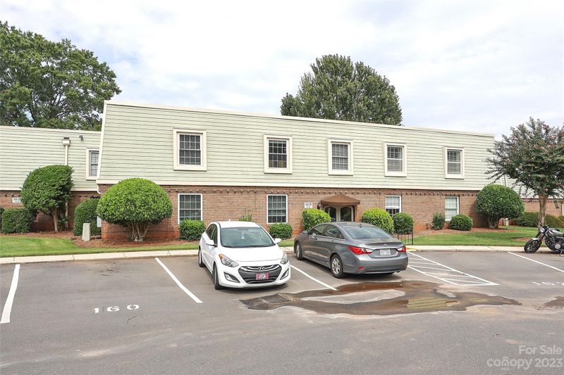 2618 Park Rd E, Charlotte, NC 28209