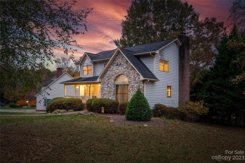 926 30th Avenue Ln NE, Hickory, NC 28601