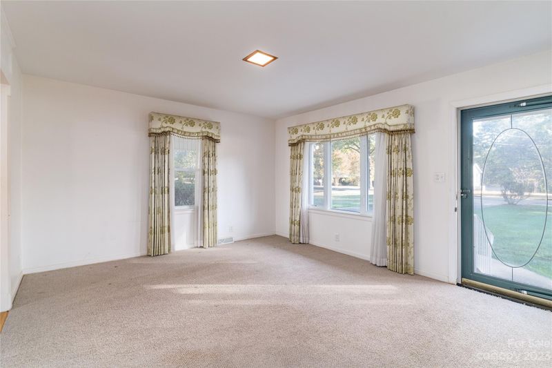 20111 Walter Henderson Rd, Cornelius, NC 28031
