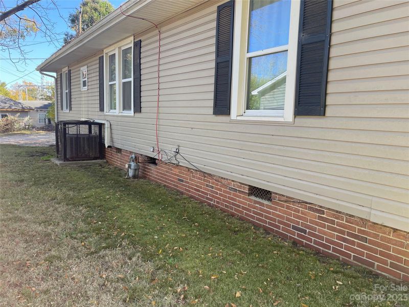 1271 Springdale Rd, Lancaster, SC 29720
