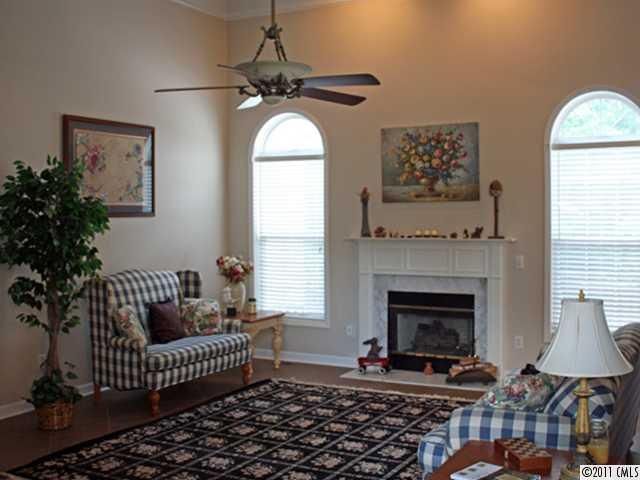 5218 Shannamara Dr, Matthews, NC 28104