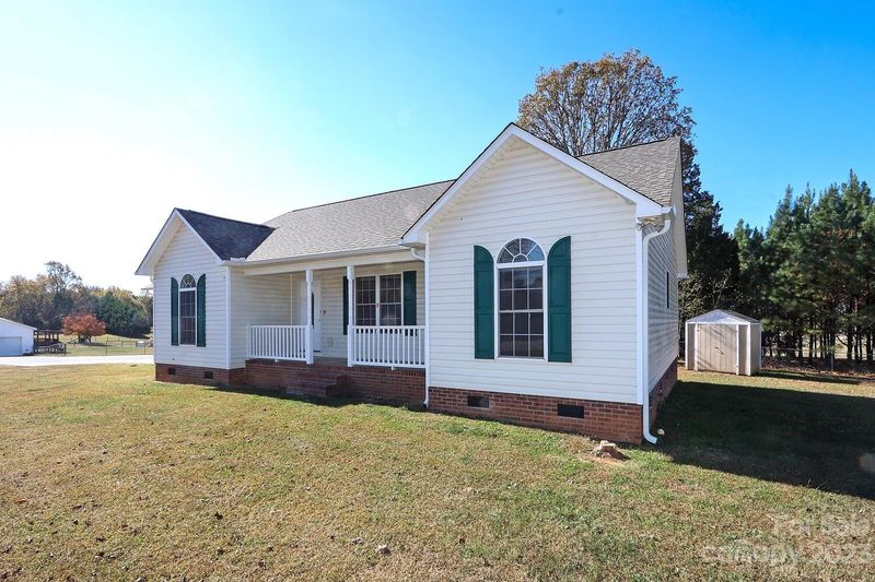4640 Garys Pl, Crouse, NC 28033