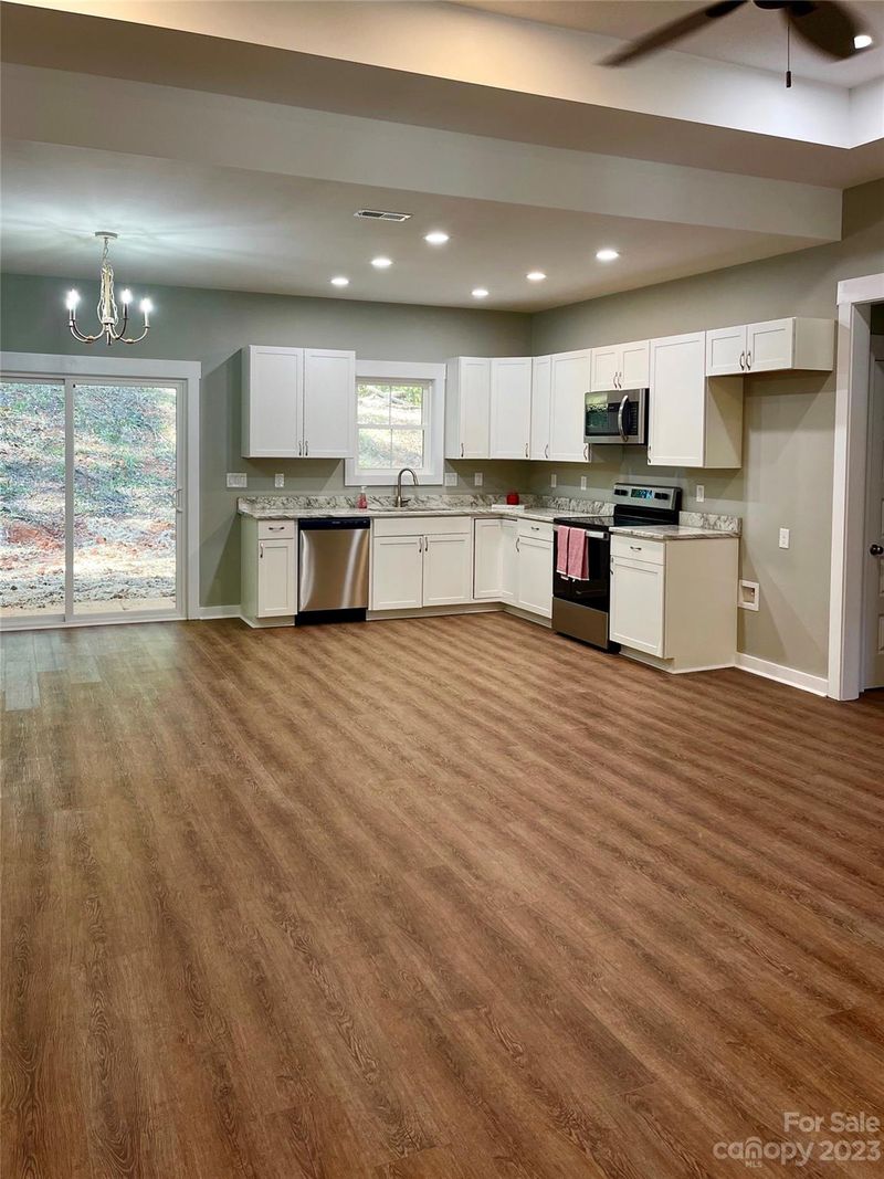 1319 Lincoln Rd, York, SC 29745
