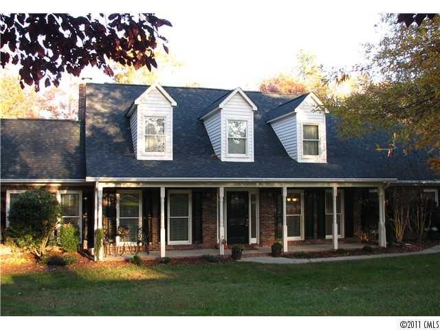 5547 Deer Run Ct, Davidson, NC 28036