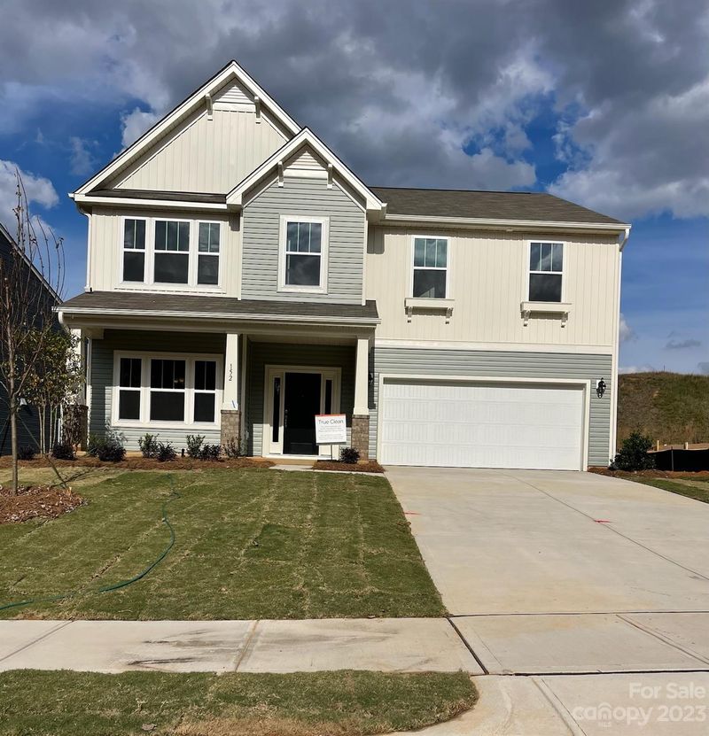 152 Batten Ridge Dr, Statesville, NC 28677