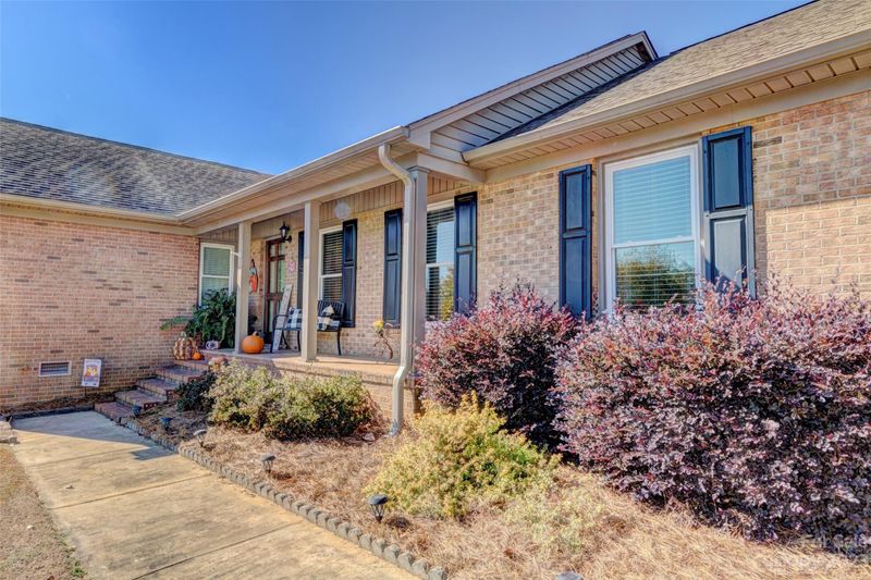 211 Carolina Dr, Cherryville, NC 28021