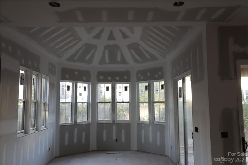 327 Dover Ave, Charlotte, NC 28209
