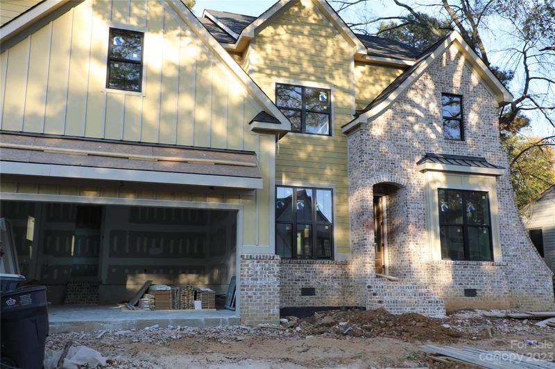 327 Dover Ave, Charlotte, NC 28209