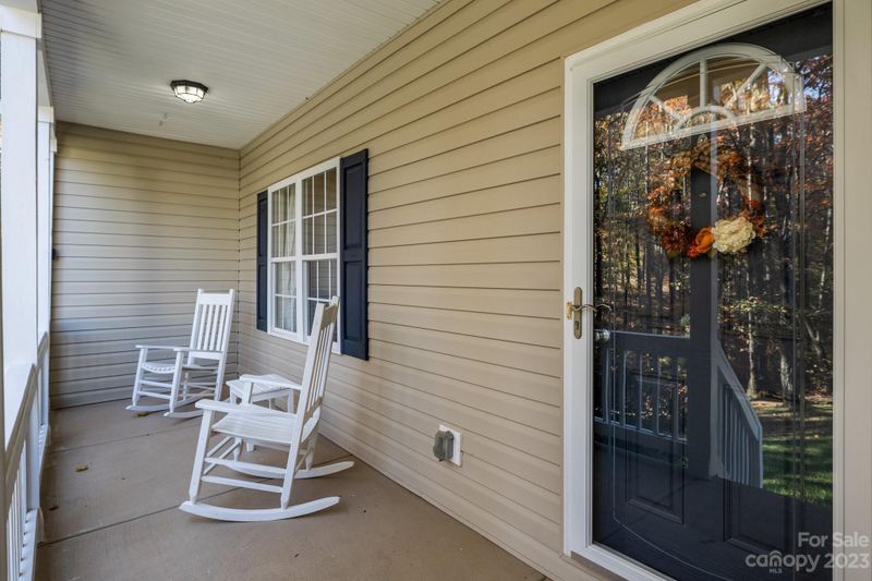 101 Holmfield Rd, Troutman, NC 28166