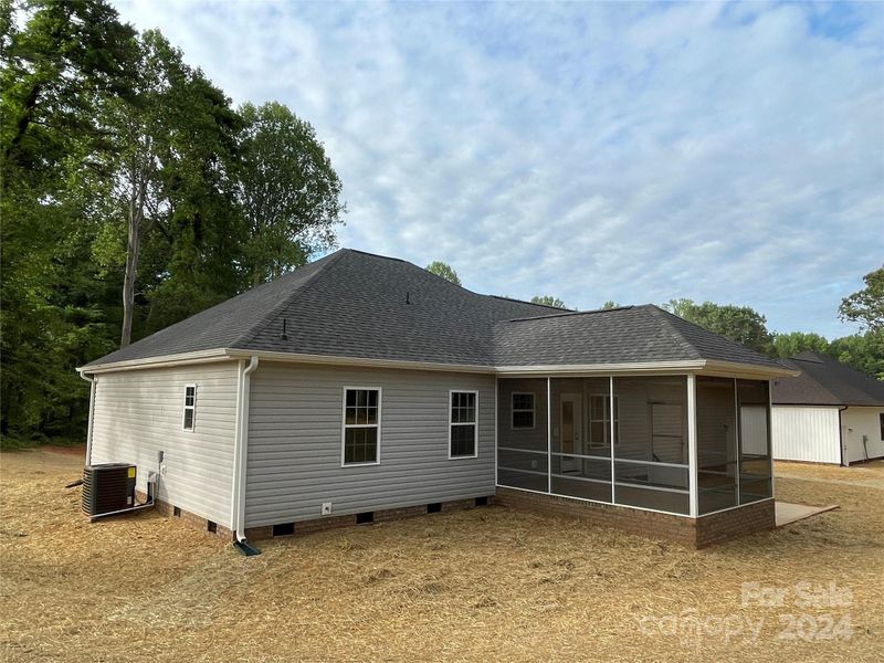 711 Dalton Creek Ln, Stanley, NC 28164