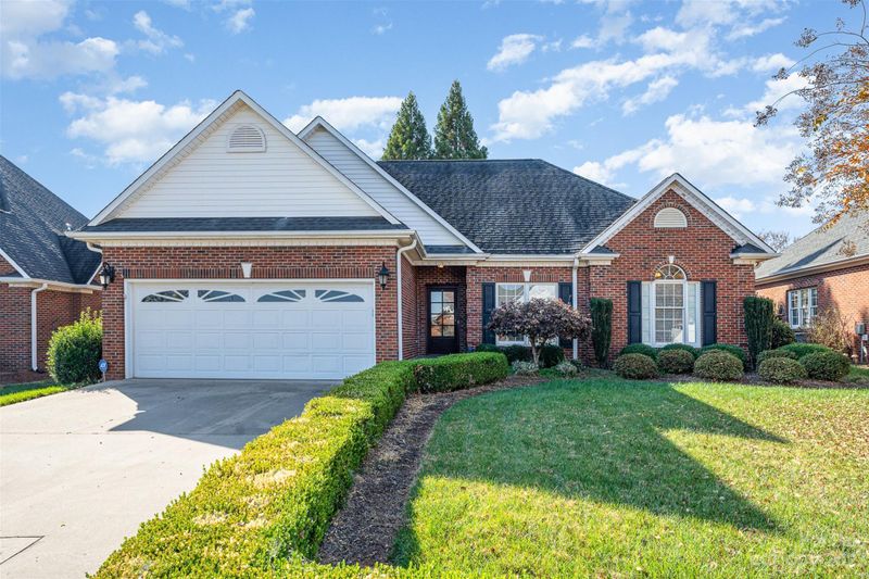 2140 Pinefield Ct, Gastonia, NC 28056
