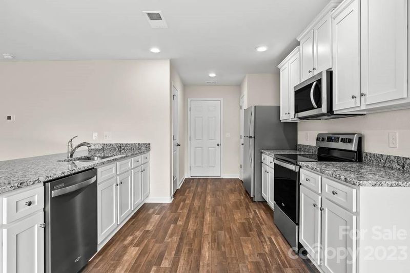 1741 Nia Rd, Charlotte, NC 28215