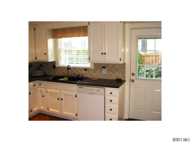 3025 Park Rd, Charlotte, NC 28209