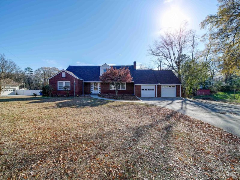 8530 Lee St, Mount Pleasant, NC 28124