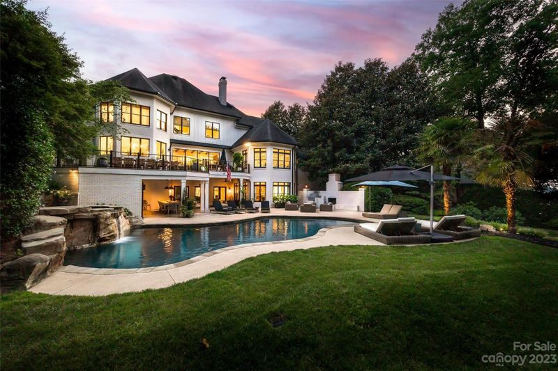 18930 Mary Ardrey Cir, Cornelius, NC 28031