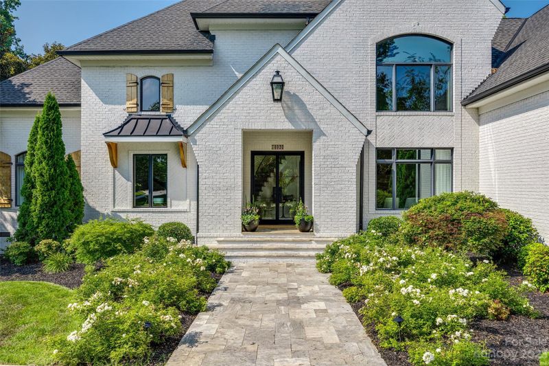 18930 Mary Ardrey Cir, Cornelius, NC 28031