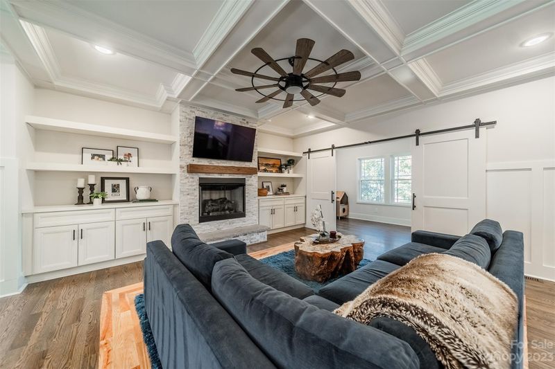 107 Jamiwind Ct, Mooresville, NC 28115