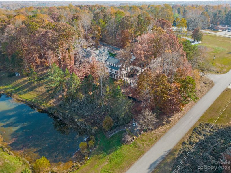107 Jamiwind Ct, Mooresville, NC 28115