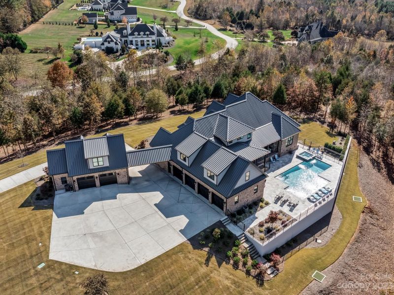 987 Pinnacle Dr, Iron Station, NC 28080