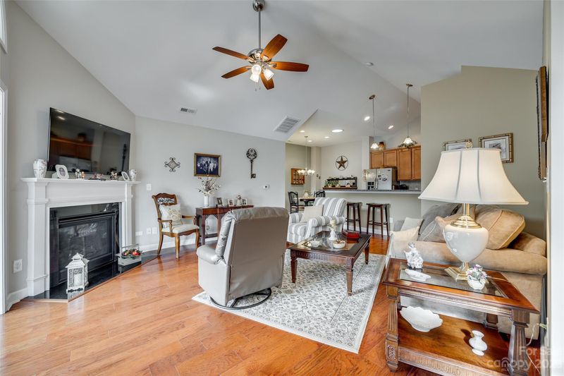 136 Lone Oak Cir, Rock Hill, SC 29732