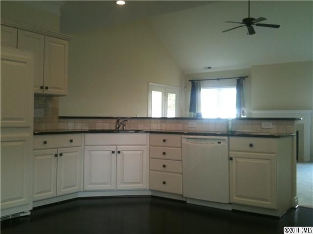 2503 NW Old Ashworth Ln, Concord, NC 28027
