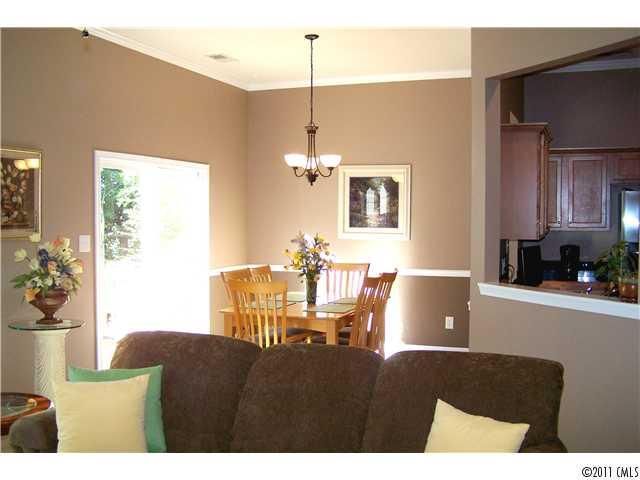 5629 Adolphus St, Catawba, NC 28609