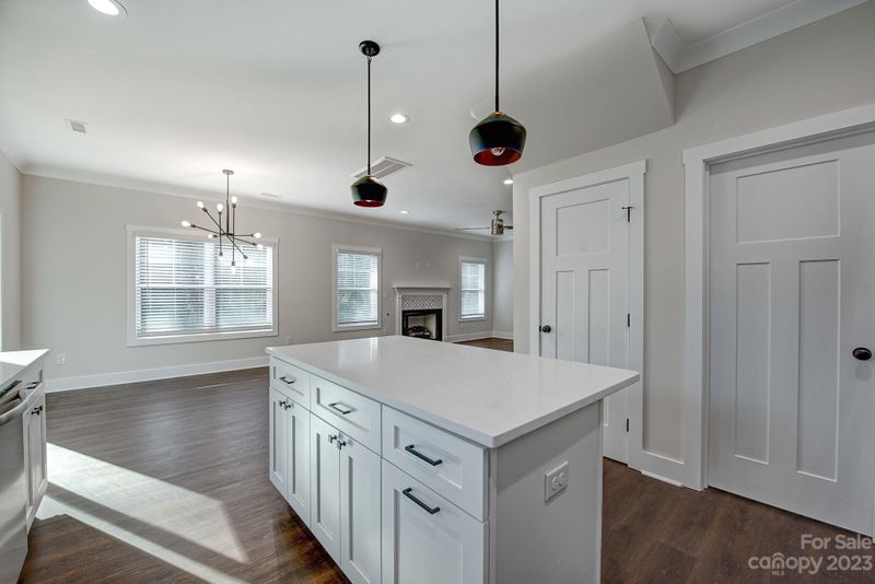 101 Lowe St, Mount Holly, NC 28120
