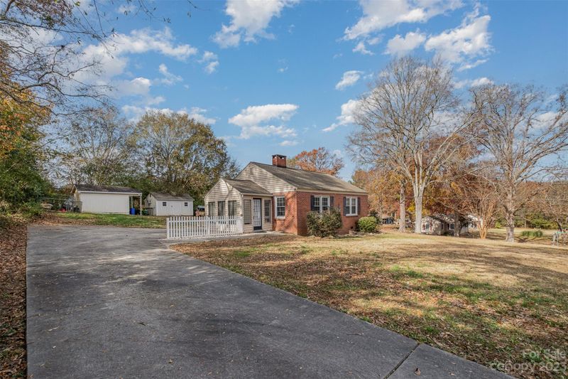 1560 Converse St, Lancaster, SC 29720