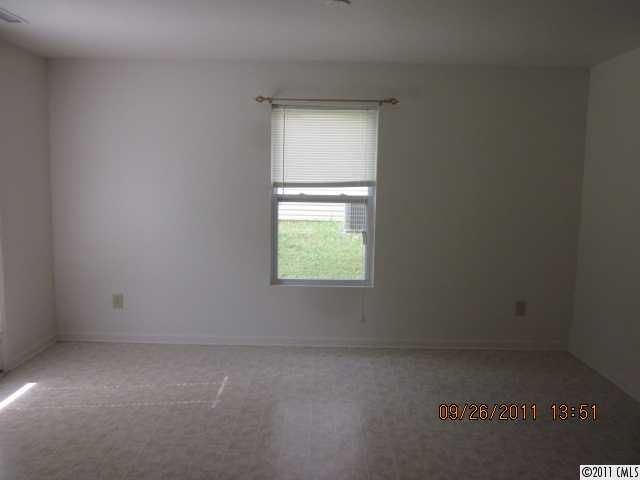 1143 Rainier Ln, Gastonia, NC 28052