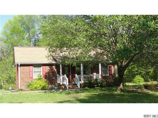 2590 Kendlewood Dr, Lancaster, SC 29720