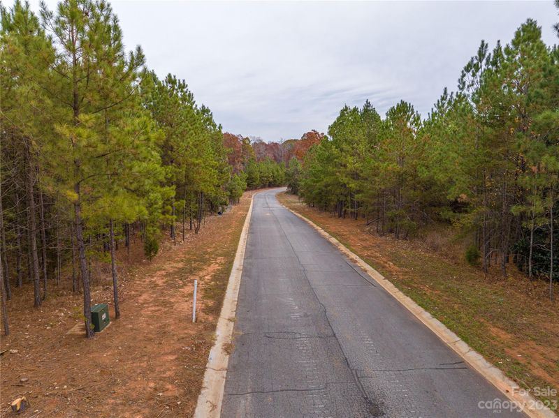 1276 Live Oak Ln, Catawba, NC 28609