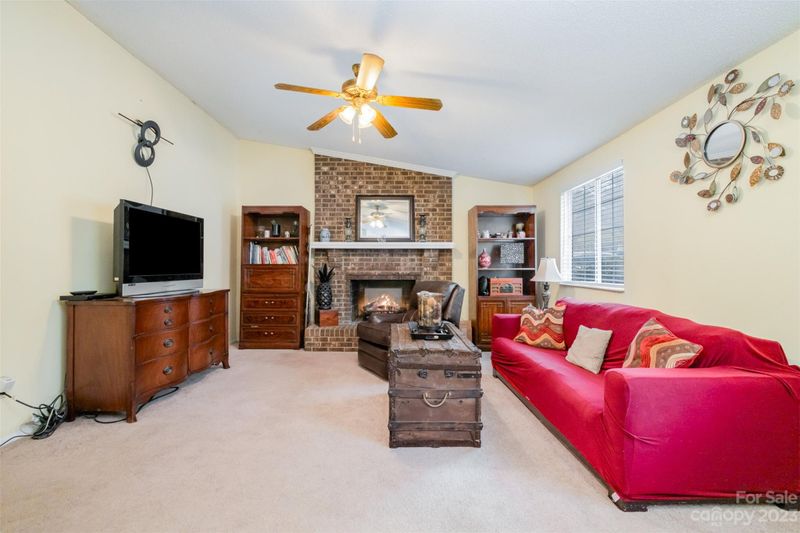 3405 Winchelsea Dr, Charlotte, NC 28212
