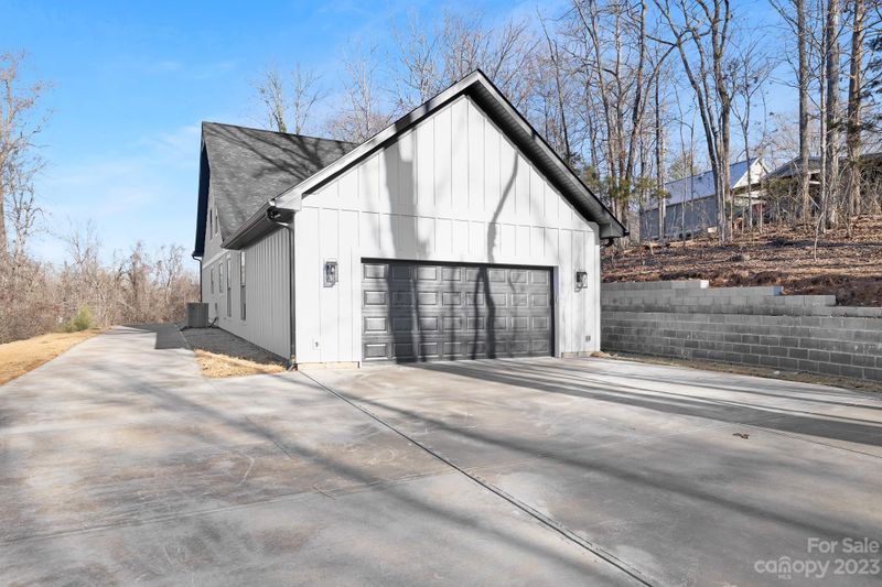 7805 Cedarbrook Dr, Charlotte, NC 28215