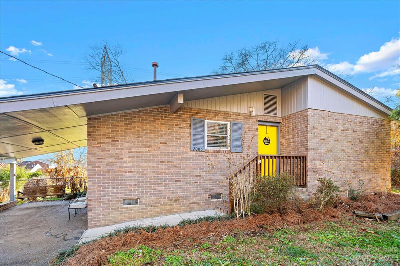 2005 Bainbridge St, Gastonia, NC 28052