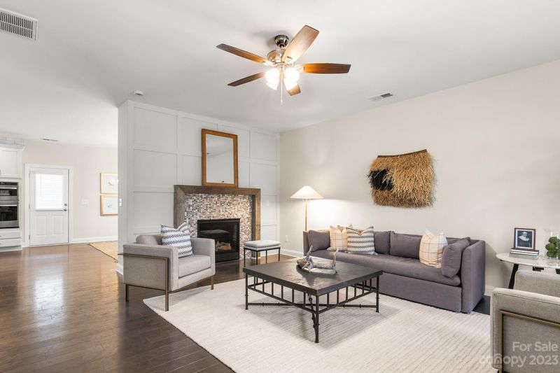 2040 Camp Greene St, Charlotte, NC 28208