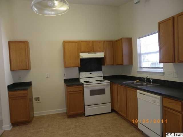 2283 Mancke Dr, Rock Hill, SC 29732
