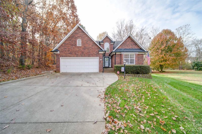 2100 Windy Hill Ln, Monroe, NC 28110