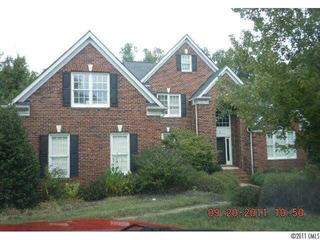 2617 Cadagon Ct, Charlotte, NC 28270