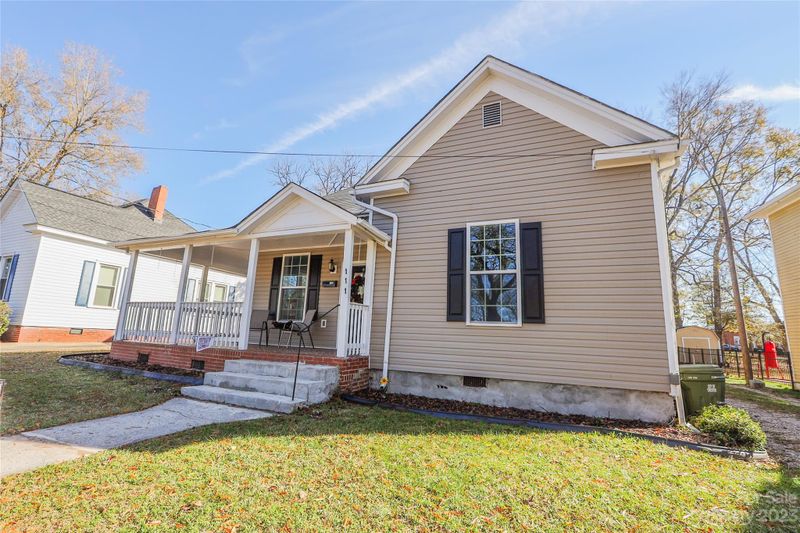 111 Academy St, Chester, SC 29706