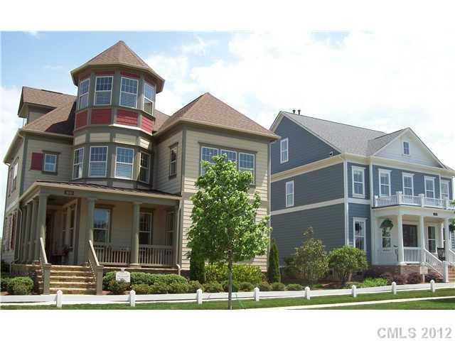 15618 Weeping Valley Dr, Pineville, NC 28134