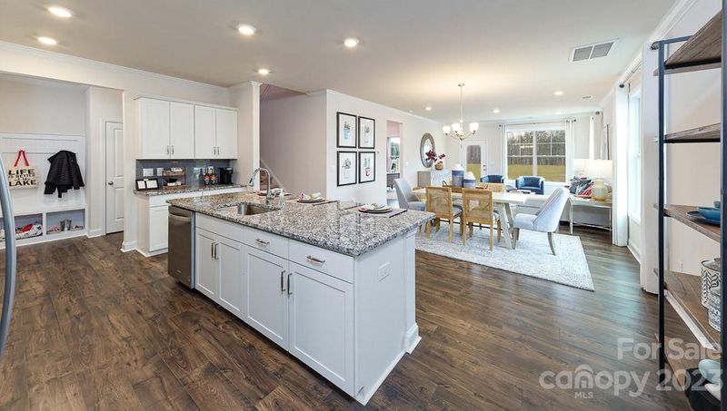 7901 Iron Rd, Sherrills Ford, NC 28673