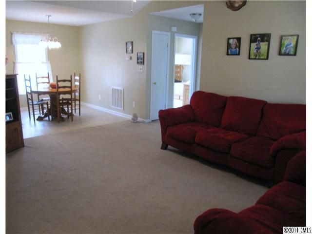 411 Double Eagle Tc, Clover, SC 29710